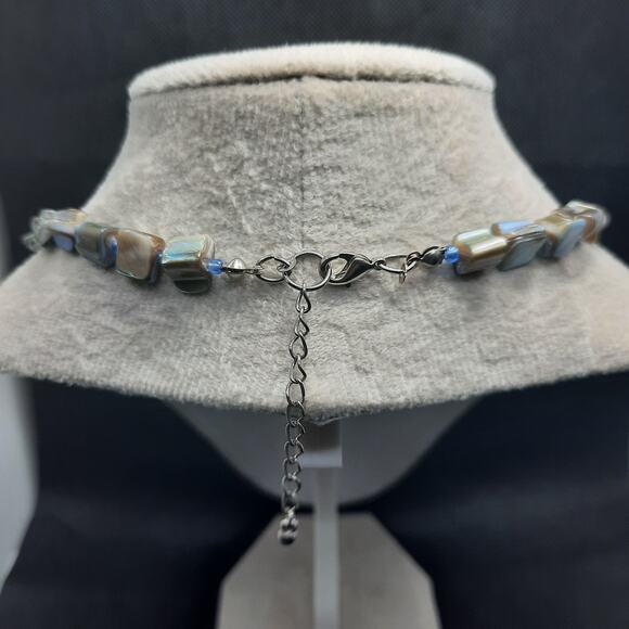 Vintage Abalone Shell Necklace Iridescent Blue Round Disc Pendant Square Beaded - Picture 6 of 11